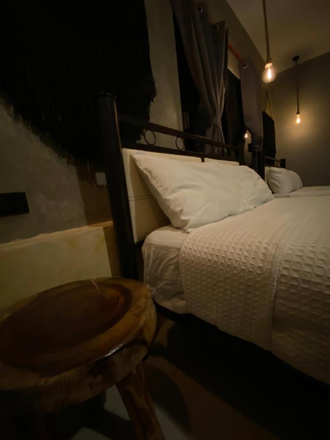 Ariche Valladolid Hotel & Hostal Exteriör bild